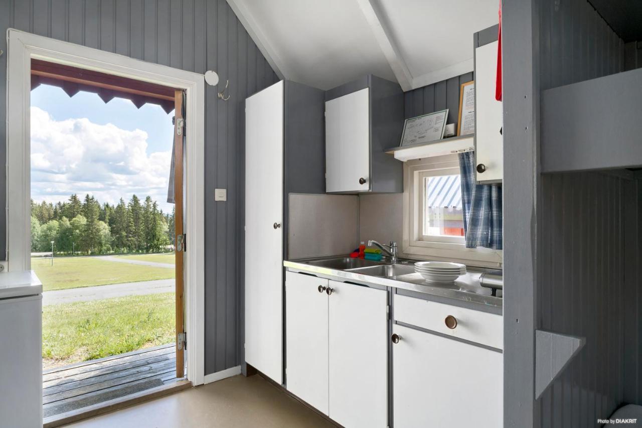 First Camp Froesoen-Oestersund エクステリア 写真