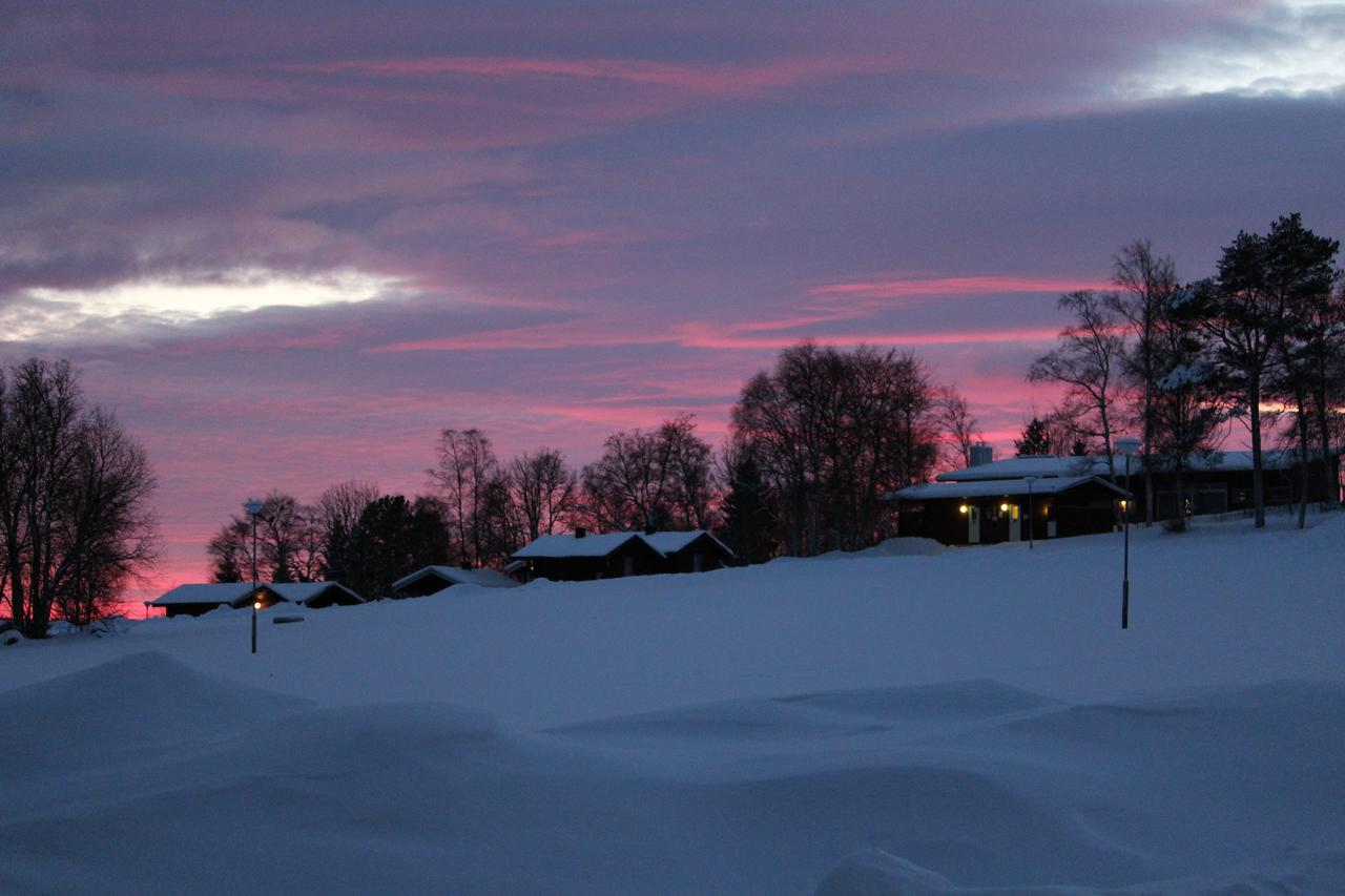First Camp Froesoen-Oestersund エクステリア 写真