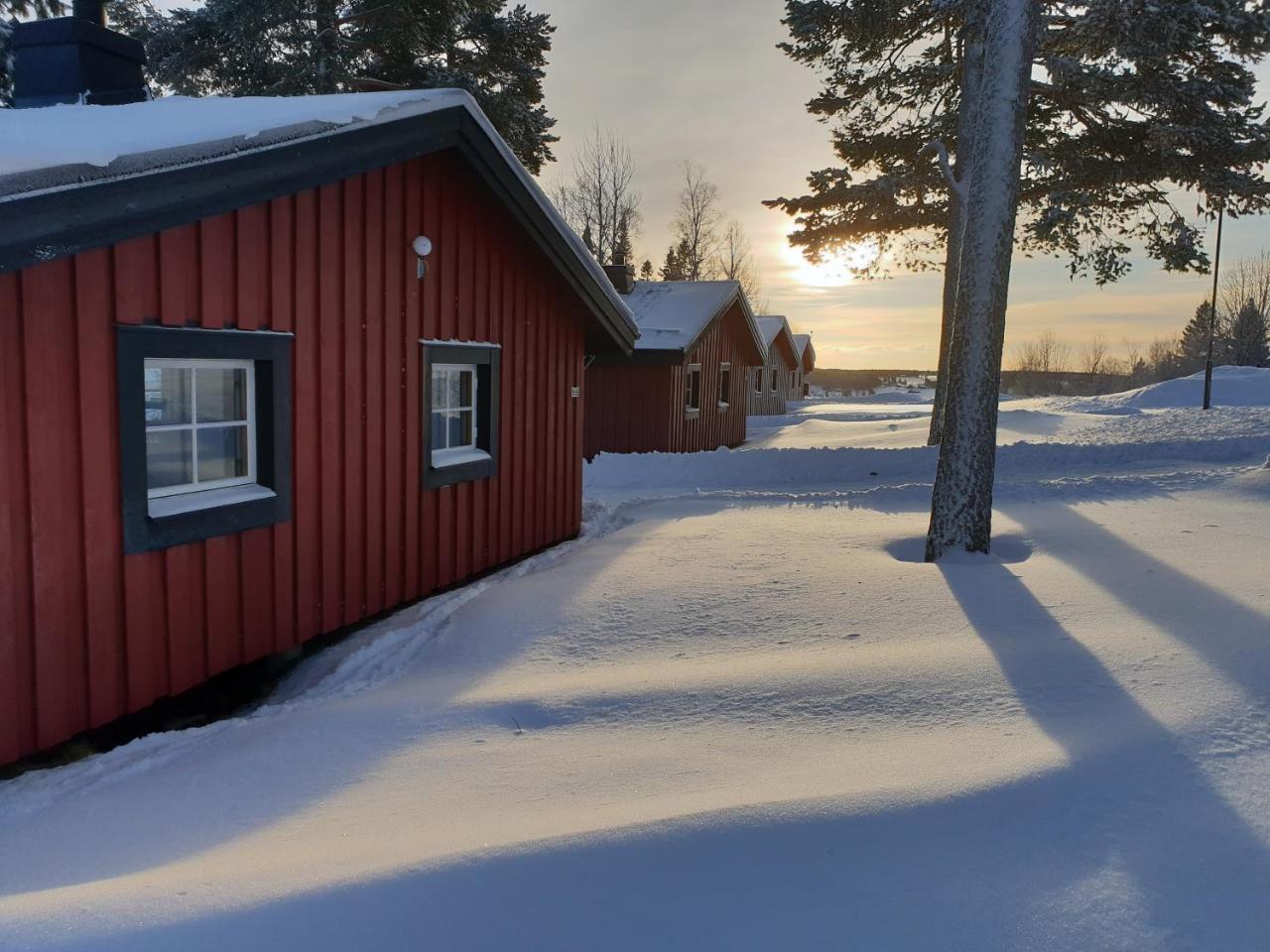 First Camp Froesoen-Oestersund エクステリア 写真
